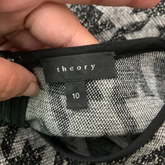 Theory Nikay Porter Check Houndstooth Flare Dress - Picture 5 of 8